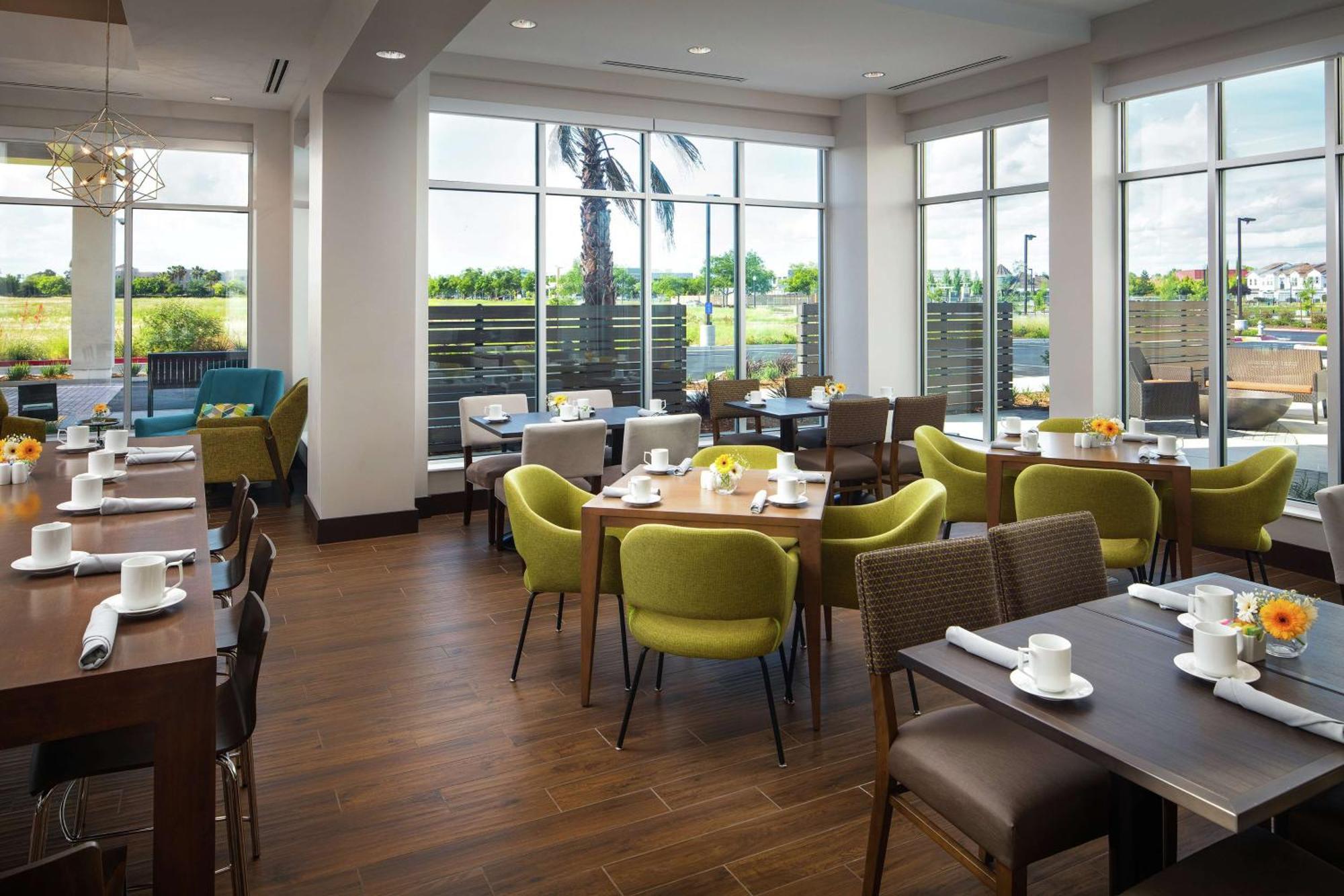 Hilton Garden Inn Sacramento Airport Natomas Экстерьер фото